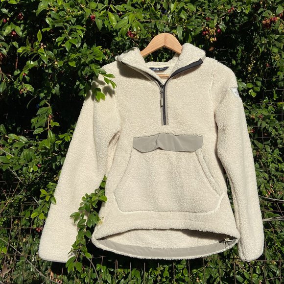 The North Face Jackets & Coats The North Face Cream Sherpa Kangaroo